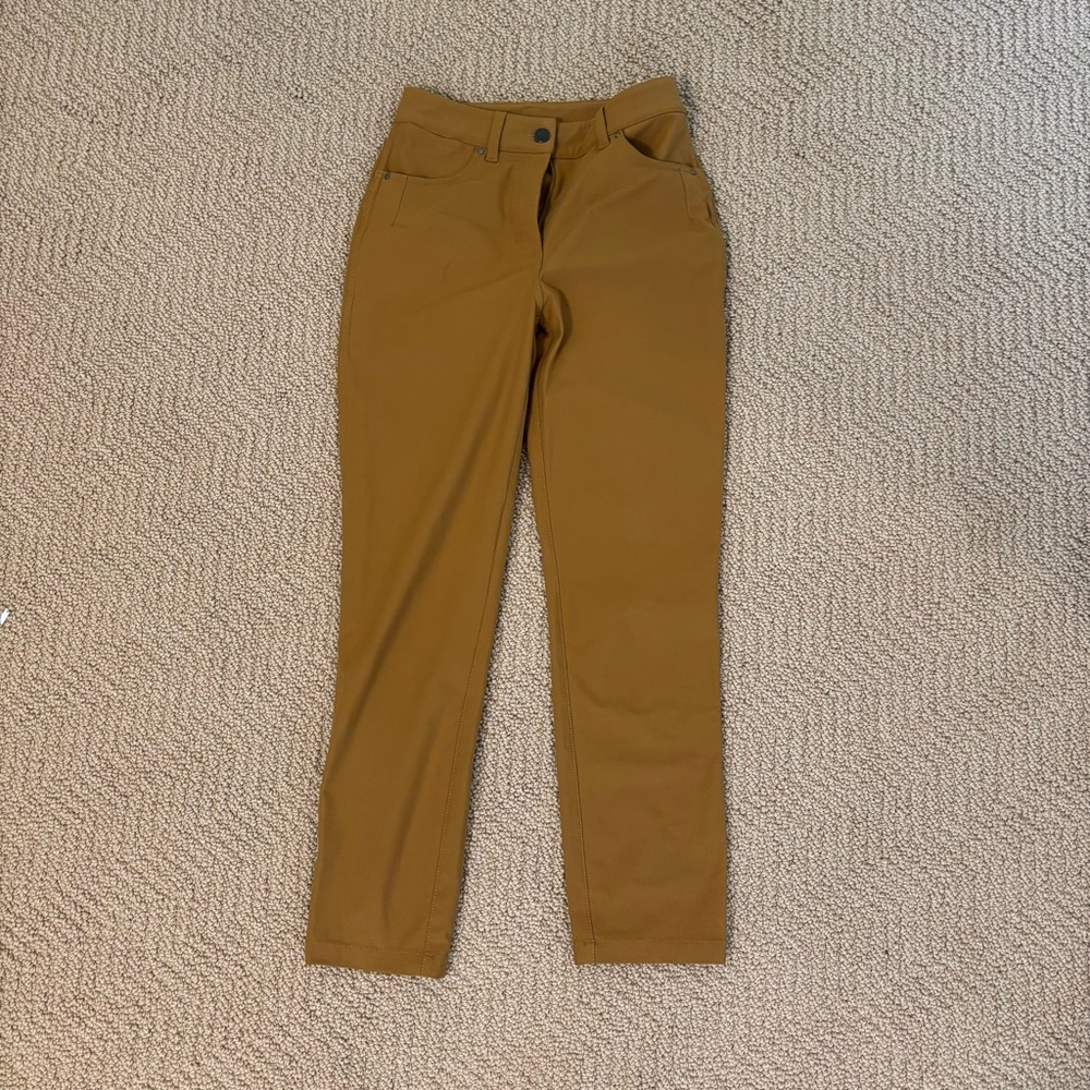 Lululemon City Sleek 7/8 pant (2)